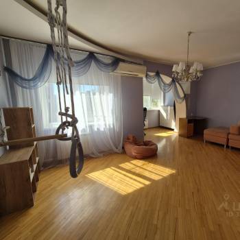 Сдается 2-х комнатная квартира, 80 м²