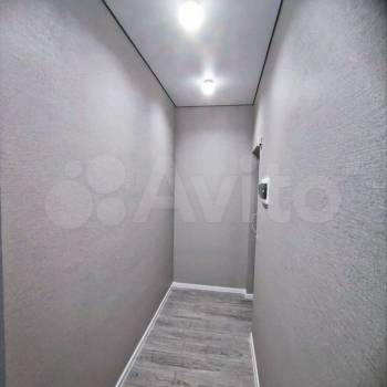 Продается 1-комнатная квартира, 33 м²