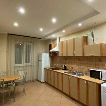 Сдается 1-комнатная квартира, 45 м²