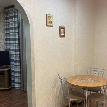 Сдается 1-комнатная квартира, 45 м²