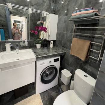Продается 1-комнатная квартира, 37 м²