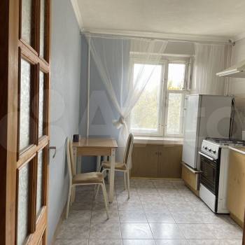 Продается 1-комнатная квартира, 37,6 м²