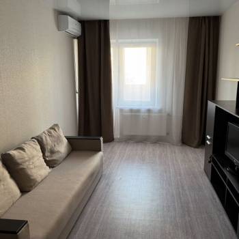 Сдается 1-комнатная квартира, 38,6 м²