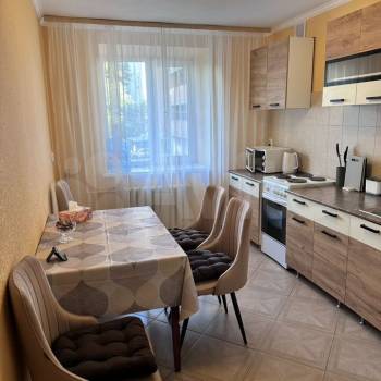 Сдается 2-х комнатная квартира, 65 м²