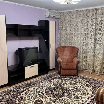 Сдается 2-х комнатная квартира, 65 м²