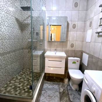 Сдается 1-комнатная квартира, 42 м²