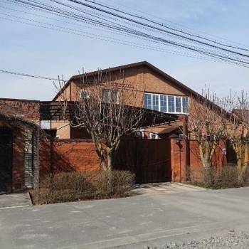Продается Дом, 200 м²