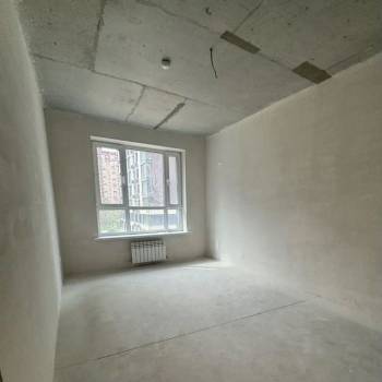 Продается 1-комнатная квартира, 37 м²