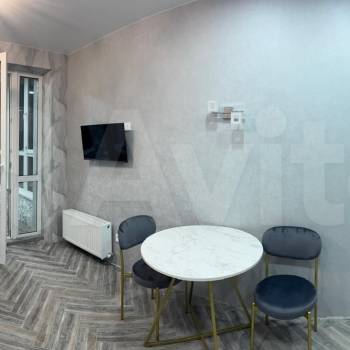 Продается 1-комнатная квартира, 36,8 м²