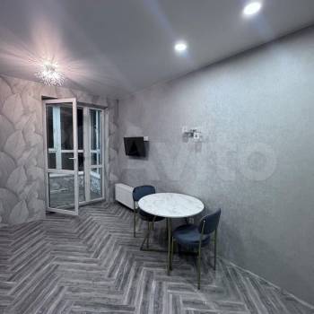 Продается 1-комнатная квартира, 36,8 м²