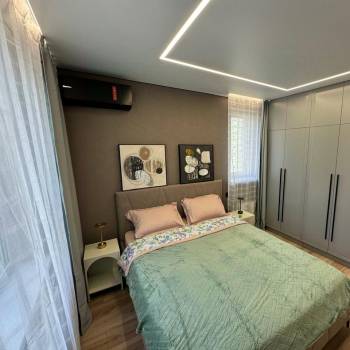 Продается Многокомнатная квартира, 71 м²