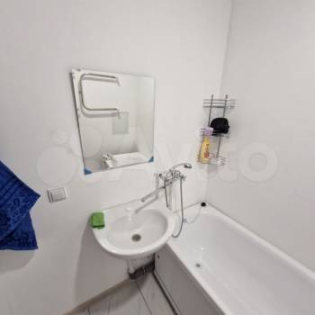 Сдается Многокомнатная квартира, 64 м²