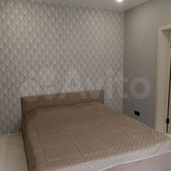 Сдается 1-комнатная квартира, 52 м²