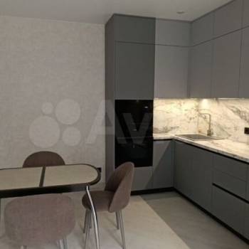 Сдается 1-комнатная квартира, 52 м²