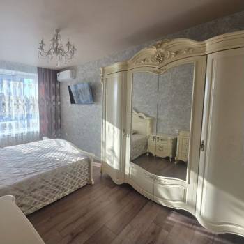 Сдается 2-х комнатная квартира, 60 м²