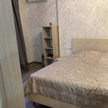 Продается 1-комнатная квартира, 58 м²