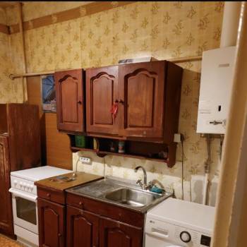 Сдается 1-комнатная квартира, 39 м²