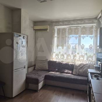 Продается 1-комнатная квартира, 49 м²