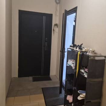 Продается 1-комнатная квартира, 49 м²