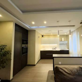 Продается 2-х комнатная квартира, 85 м²
