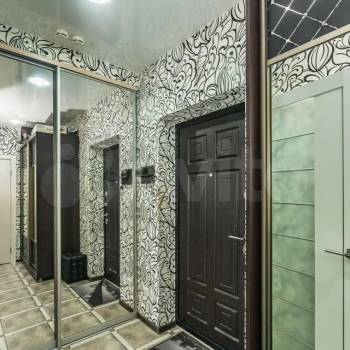 Продается 1-комнатная квартира, 42 м²