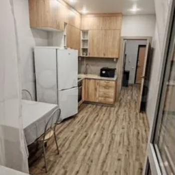 Сдается 1-комнатная квартира, 46 м²