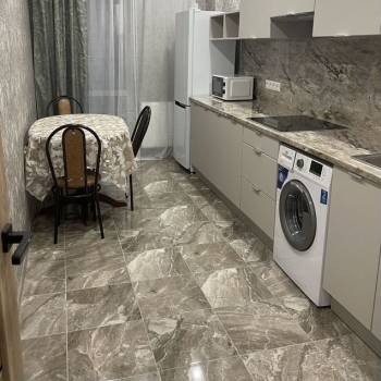 Сдается 1-комнатная квартира, 41 м²