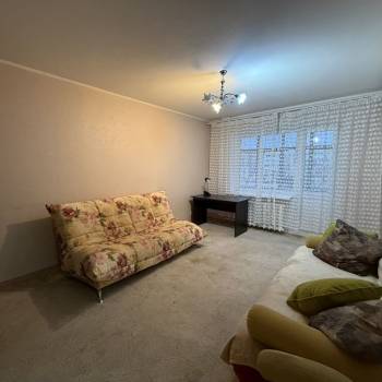 Сдается 1-комнатная квартира, 38 м²