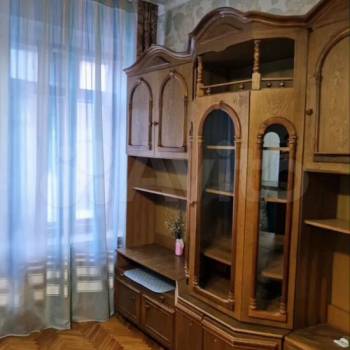 Сдается 1-комнатная квартира, 42 м²