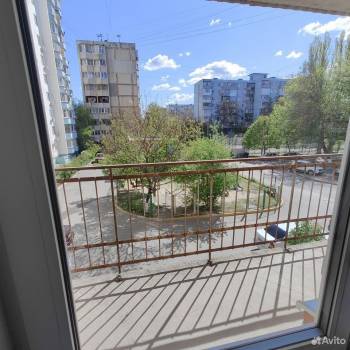 Продается 1-комнатная квартира, 48,8 м²