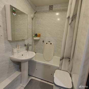Продается 1-комнатная квартира, 48,8 м²