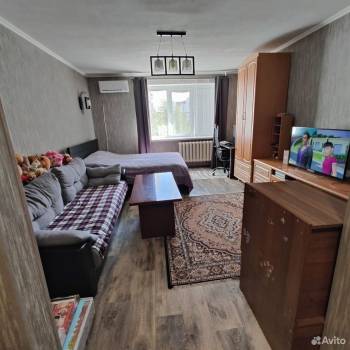Продается 1-комнатная квартира, 48,8 м²