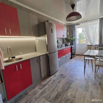 Продается 1-комнатная квартира, 48,8 м²