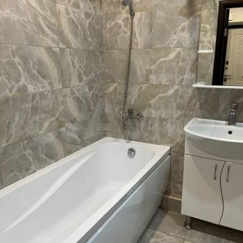 Сдается 1-комнатная квартира, 48 м²