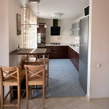 Продается Многокомнатная квартира, 85 м²