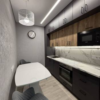 Продается 1-комнатная квартира, 40,4 м²