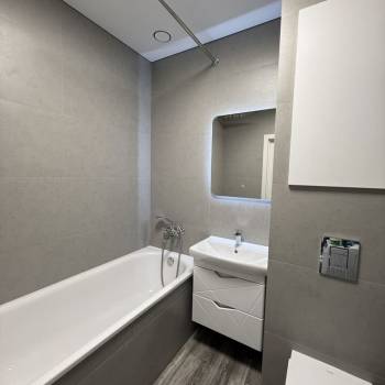 Продается 1-комнатная квартира, 40,4 м²