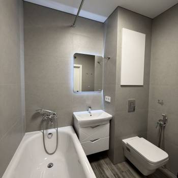 Продается 1-комнатная квартира, 40,4 м²