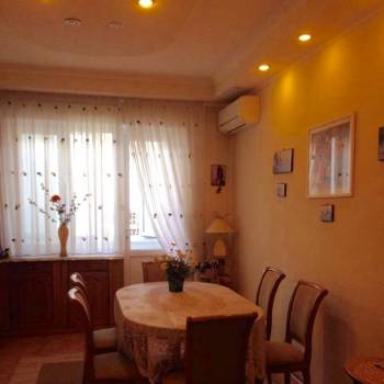 Продается 2-х комнатная квартира, 79 м²