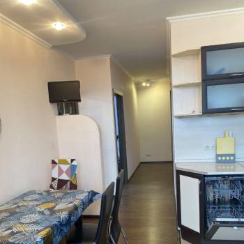 Сдается 2-х комнатная квартира, 65 м²