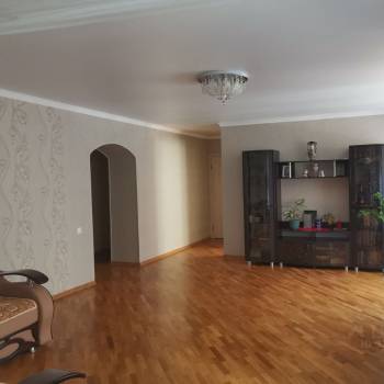 Продается 3-х комнатная квартира, 109 м²