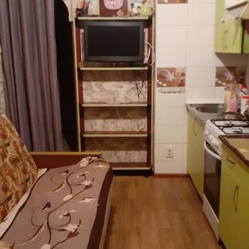Продается 1-комнатная квартира, 42 м²