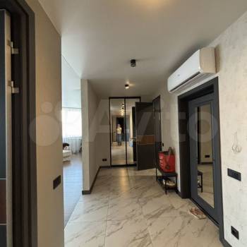 Сдается Многокомнатная квартира, 110 м²
