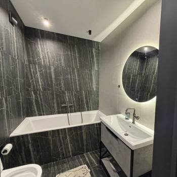Сдается Многокомнатная квартира, 110 м²