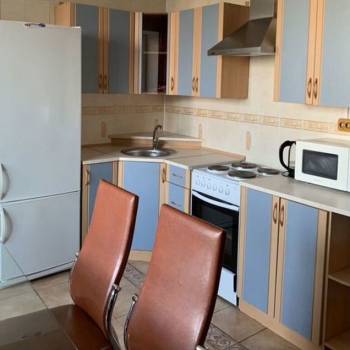 Сдается 1-комнатная квартира, 45 м²