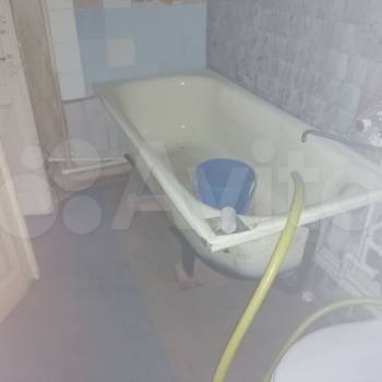 Продается Многокомнатная квартира, 100 м²