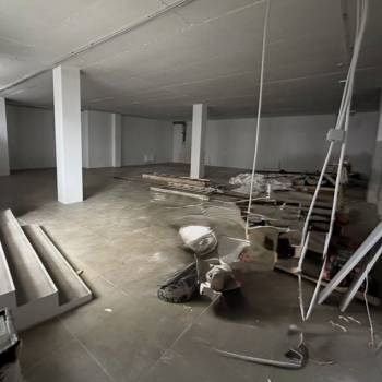 Сдается Нежилое помещение, 200 м²