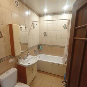 Продается 1-комнатная квартира, 47,6 м²