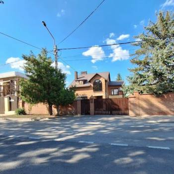 Продается Дом, 205 м²