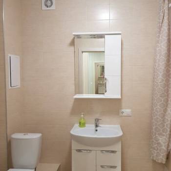Сдается 1-комнатная квартира, 49 м²